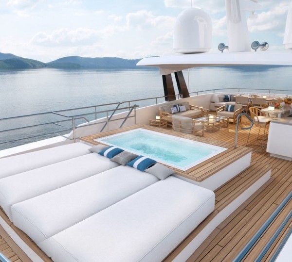 Exterior Sunbathing Area