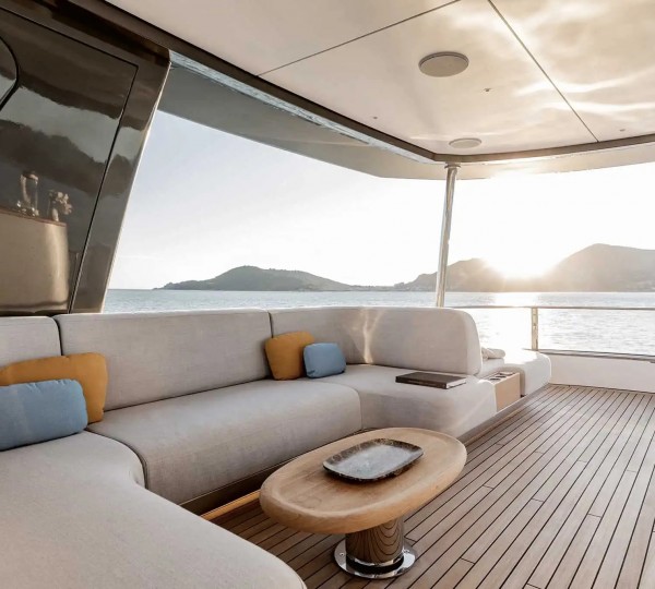 Sun Deck Seating (sistership)