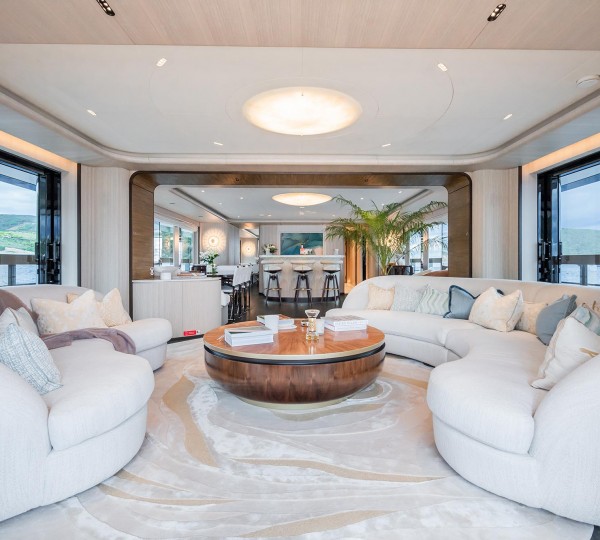 Main Salon View Forward