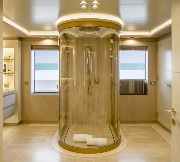 Luxurious Owner Ensuite Bathroom