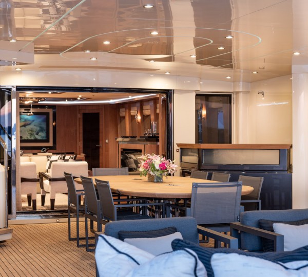 Aft Deck Dining