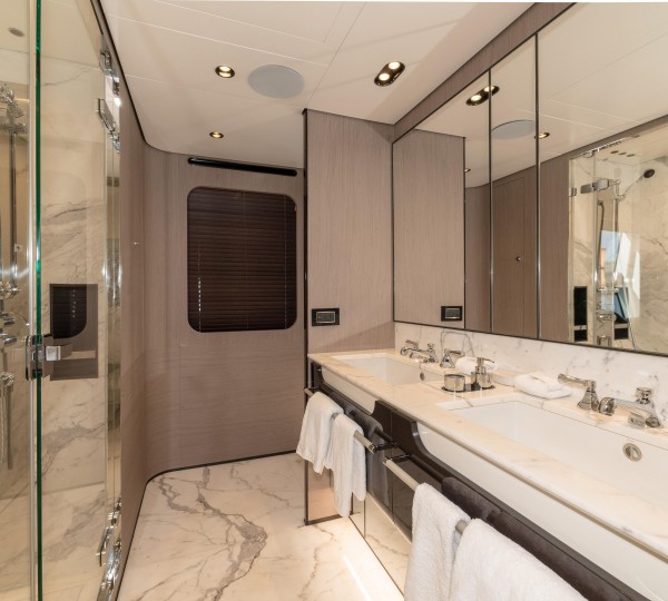 Master Ensuite Bathroom