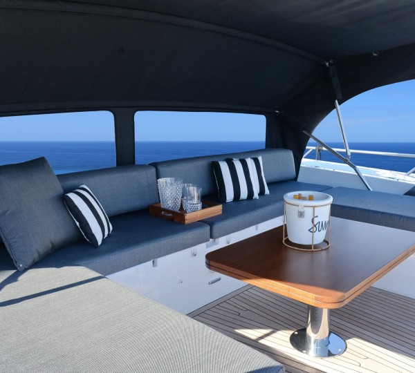Foredeck Seating