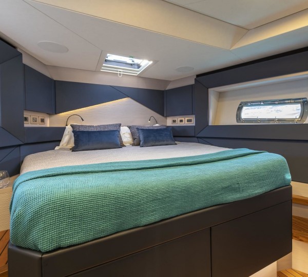 Double Cabin For Guests