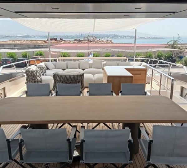 Sun Deck Dining