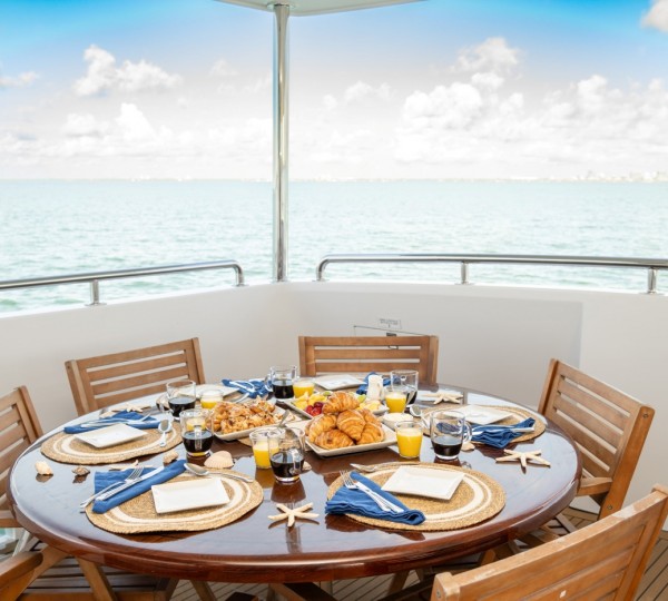 Exterior Dining Area