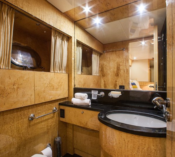 Twin Cabin Bathroom