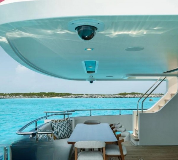 Exterior Relaxation Area With Dining