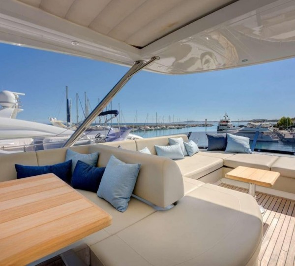 Exterior Relaxation Area