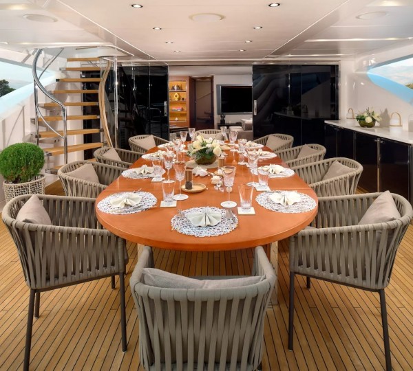 Exterior Dining Area