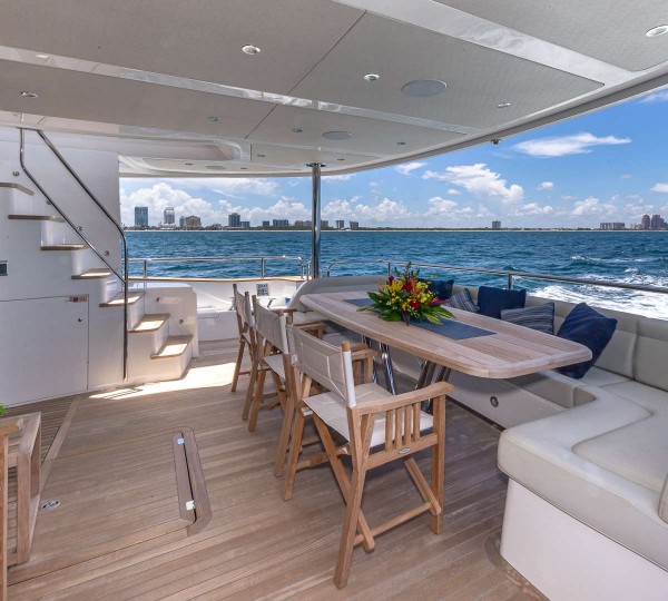 Aft Alfresco Dining Area