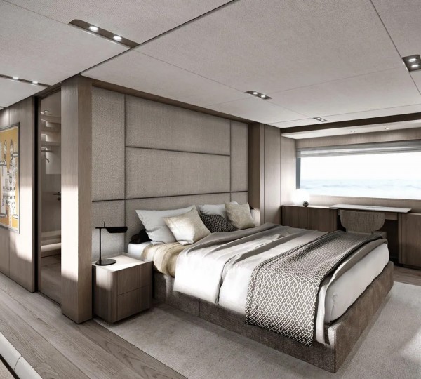 Main deck master suite