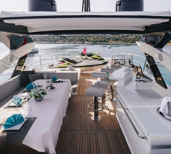 Exterior Relaxation Area With Dining