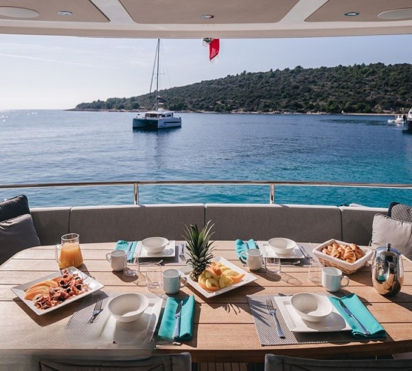 Exterior Dining Area