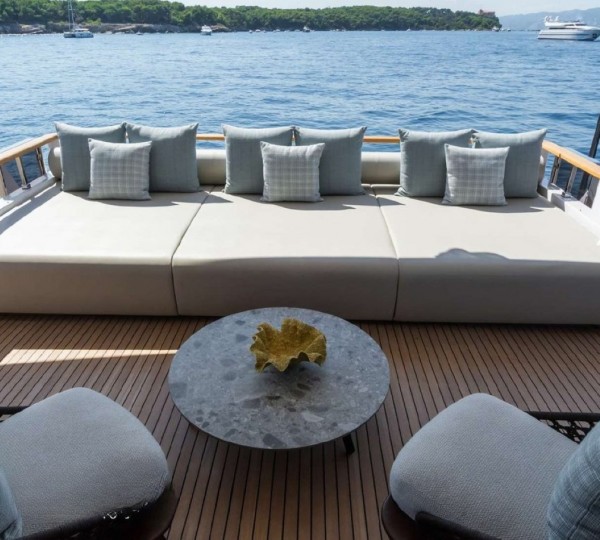 Exterior Relaxation Area