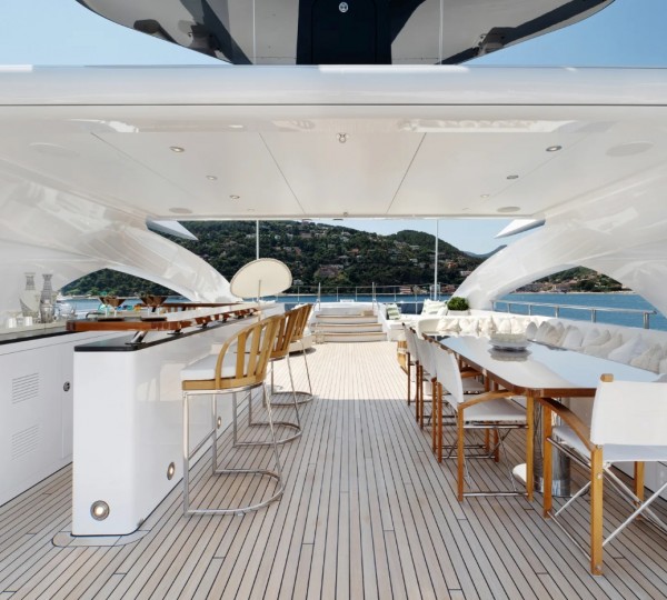 Exterior Relaxation Area With Dining