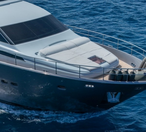 Foredeck Relaxation Area