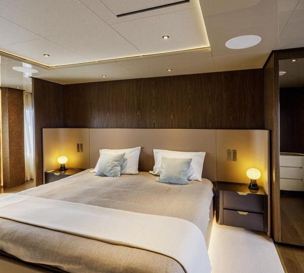 Main Deck Master Suite