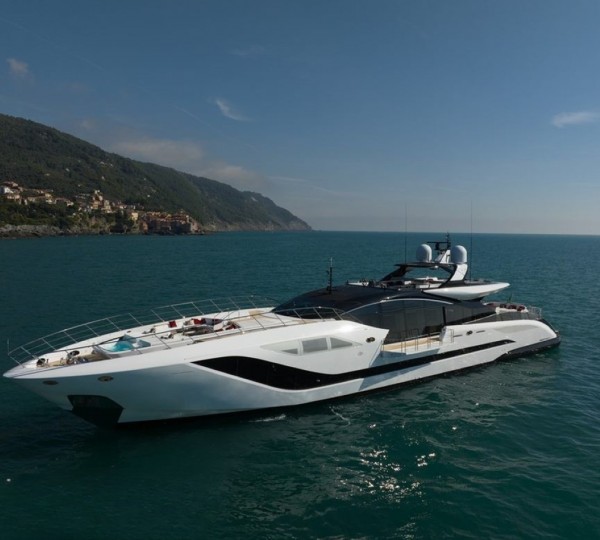 Motor Yacht n1