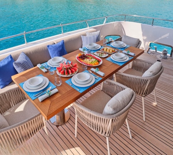 Exterior Relaxation Area With Dining