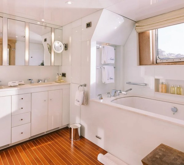 Master Suite - Bathroom