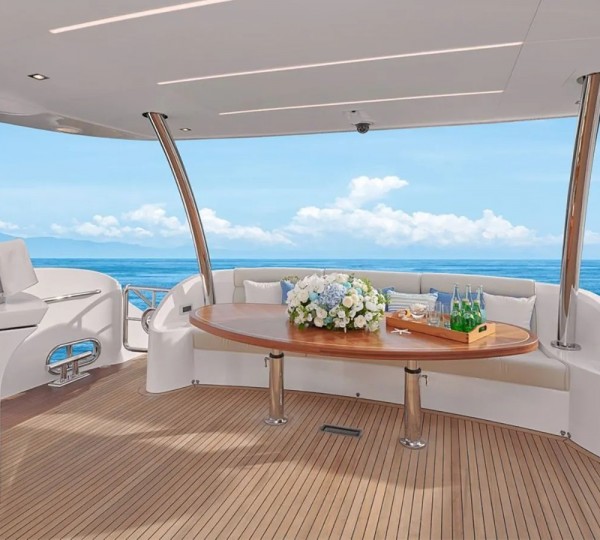 Main deck aft
