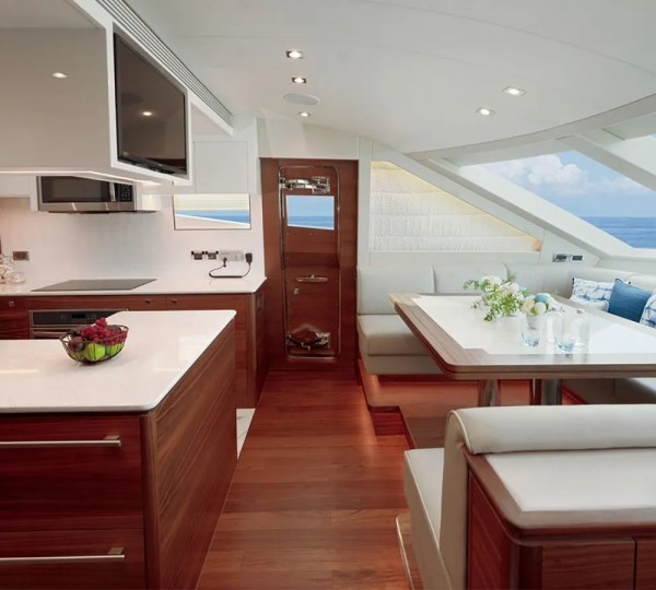Dine in galley