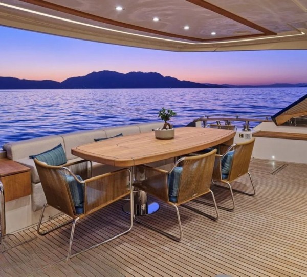 Exterior Relaxation Area With Dining