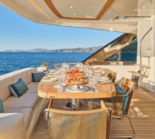 Exterior Relaxation Area With Dining