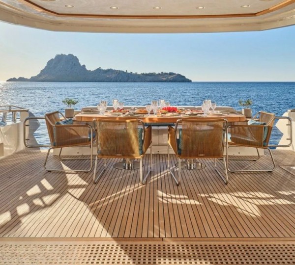 Exterior Dining Area