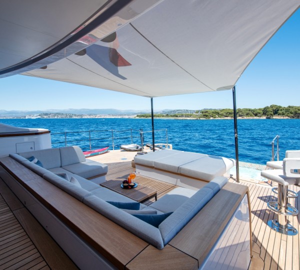 Opendeck With Sea Views