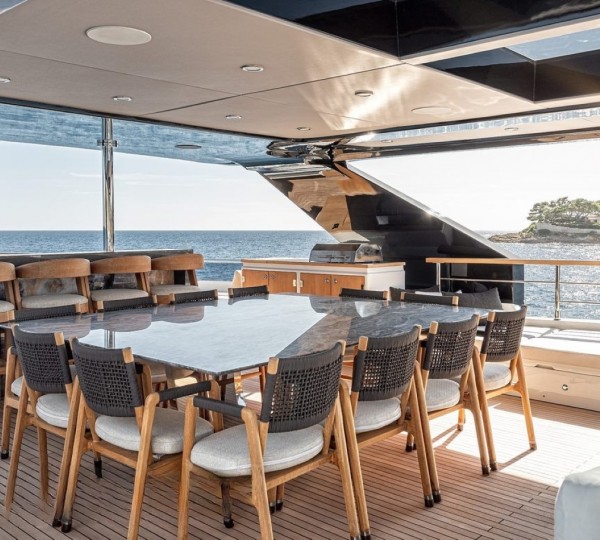 Exterior Dining Area