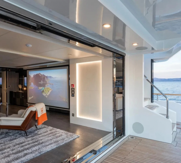 Exterior Relaxation Area
