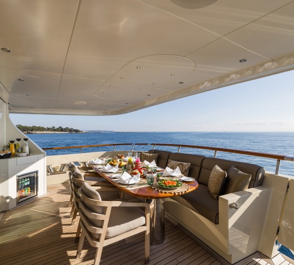 Main Deck Dining