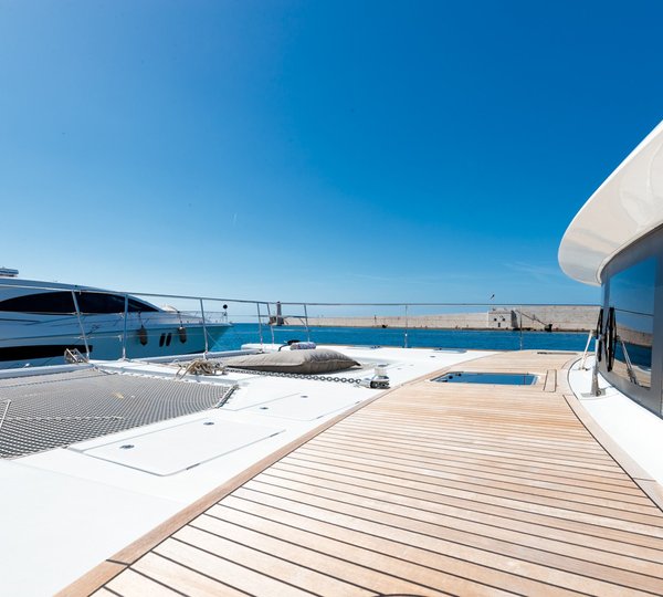 Forward Sunbathing Area