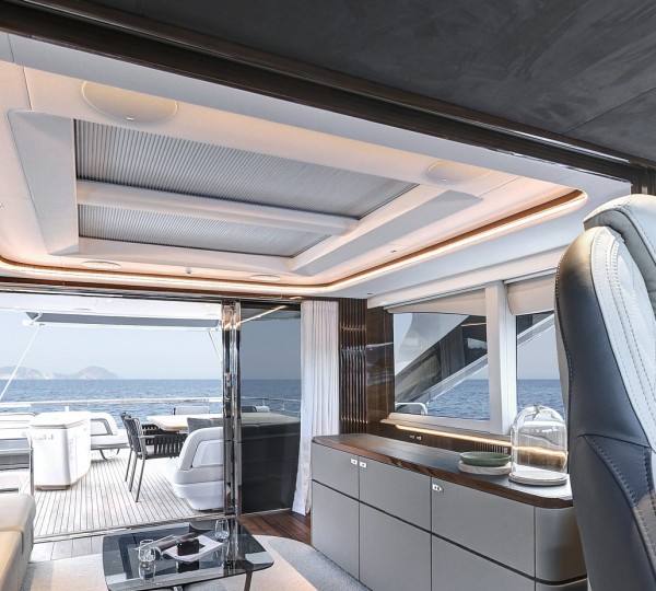 Skylounge (sistership)