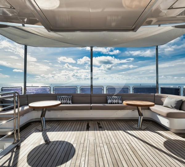 Sun Deck Lounge