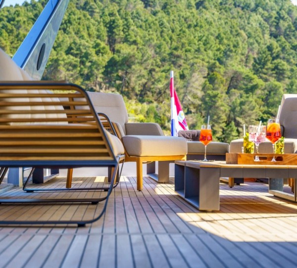 Exterior Relaxation Area 05