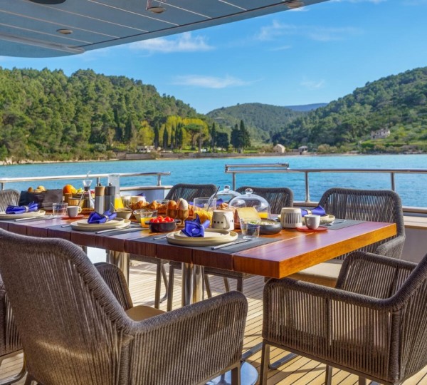 Exterior Dining Area