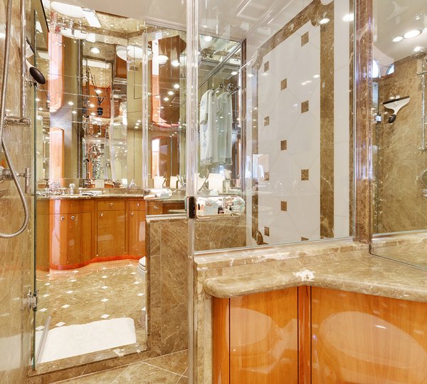 Master Ensuite Bathroom