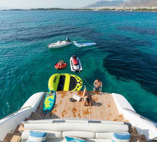 Swim Platform With Water Toys