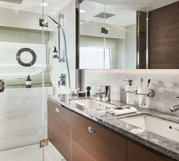 Master Ensuite (sistership)