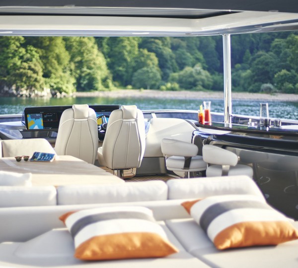 Sun Deck (sistership)