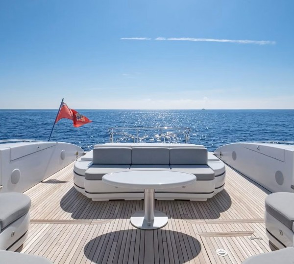 Aft Deck Seating