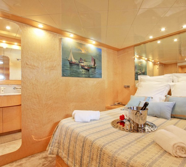 Luxury VIP cabin