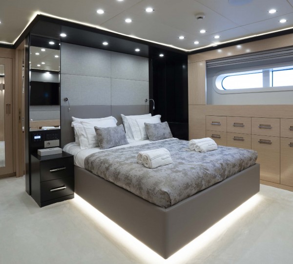 Port side double guest suite