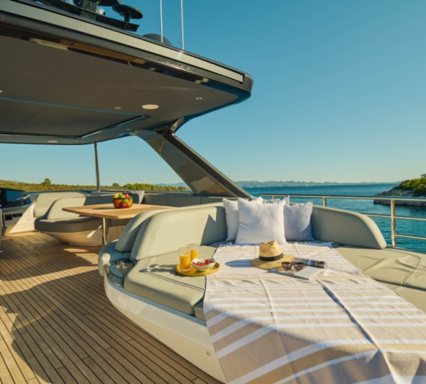 Flybridge Sunbathing