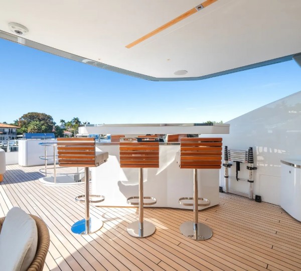 Sun Deck Bar And Seating