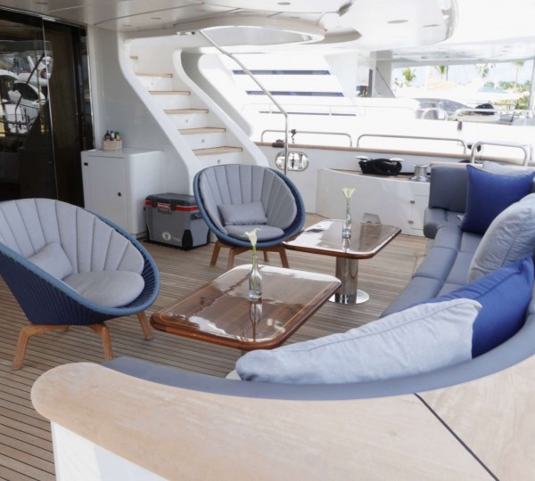 Aft Deck Seating