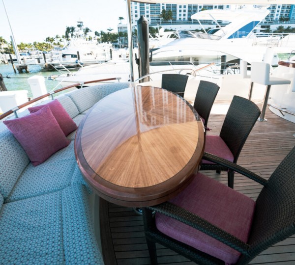 Main Deck Aft Dining